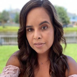 Meet your Posher, Gina